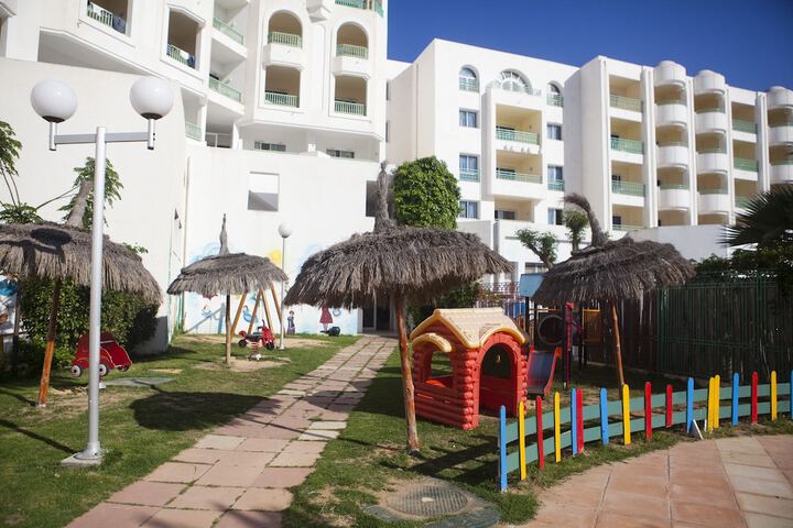 Children's play area - outdoor
