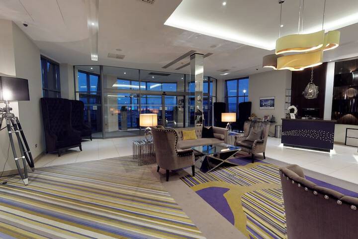 Hotel Interior 6 of 118