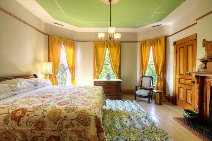 Room 7 of 21