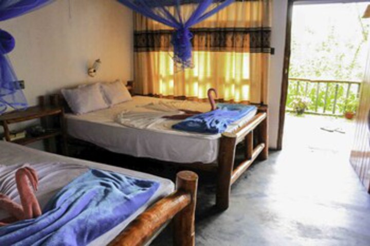 Room 4 of 15