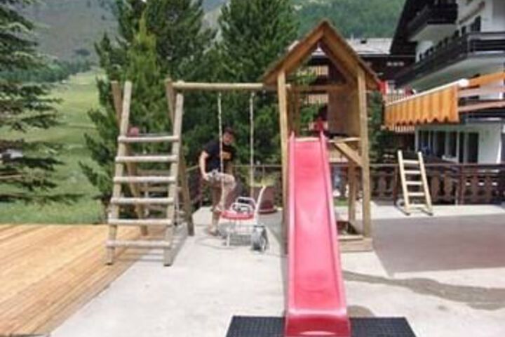 Childrens Activities 4 of 19