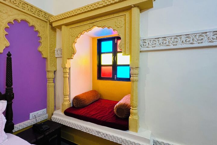 Room 5 of 95