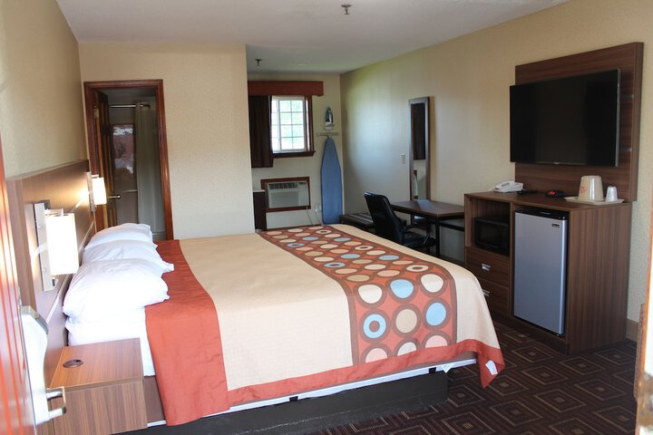 Standard | King Bed (8 of 8)