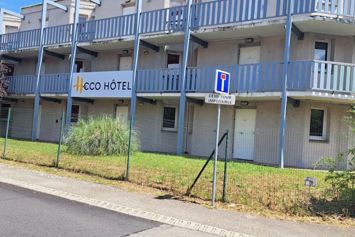Hotel 75 of 77