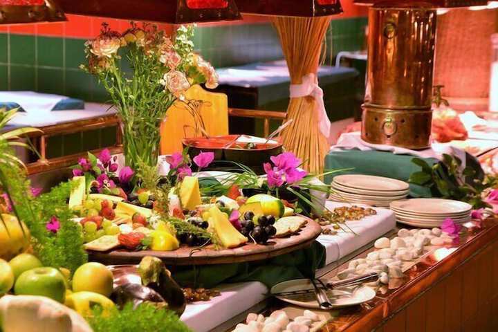 Dining 225 of 391