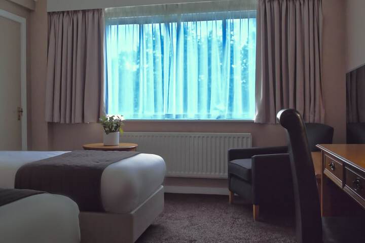 Room 17 of 52