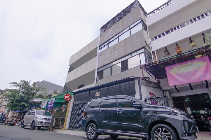 OYO 89994 Kartini House