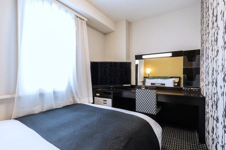 Room 17 of 63