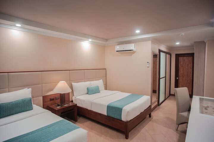 Room 20 of 151