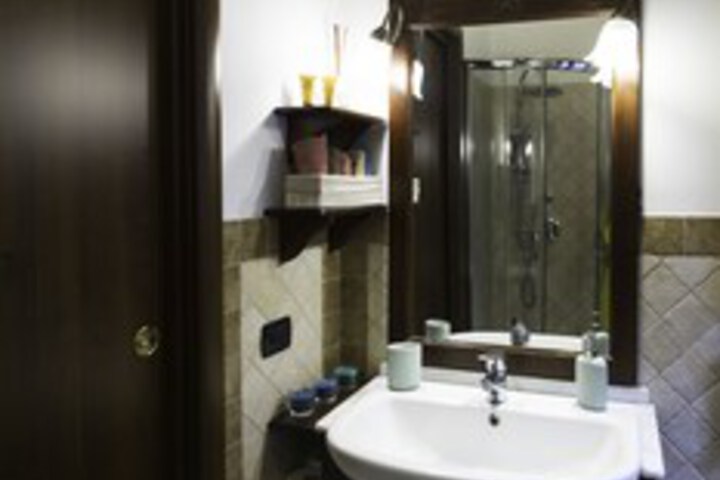 Room 5 of 55