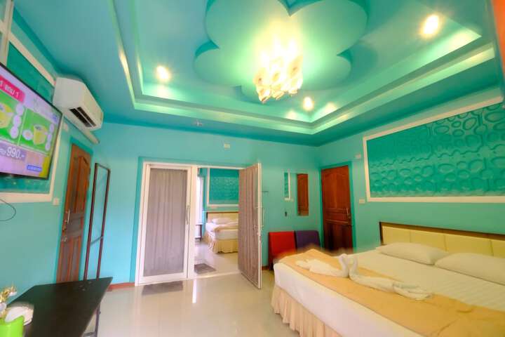 Room 20 of 48