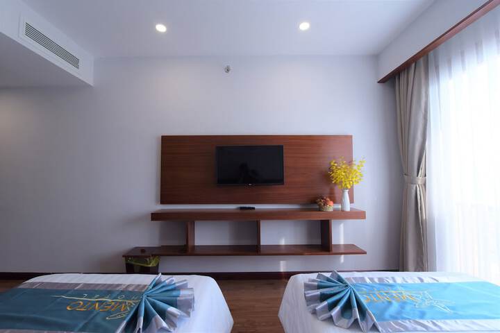 Room 18 of 39