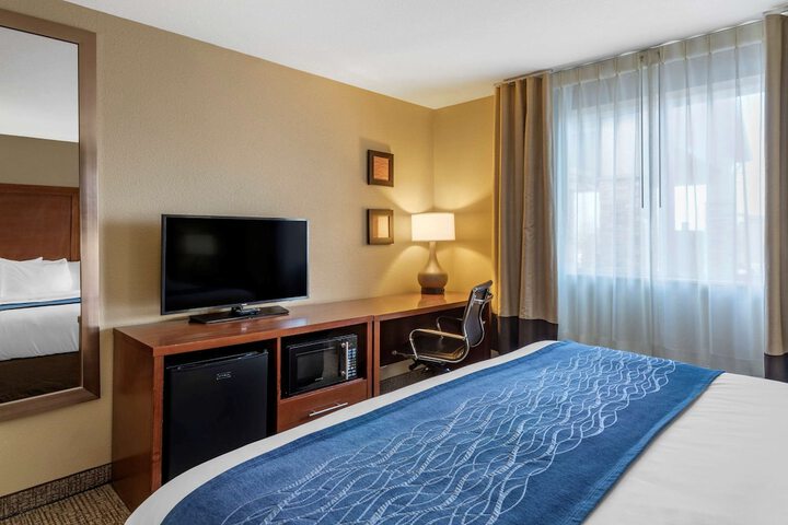 Room 18 of 48