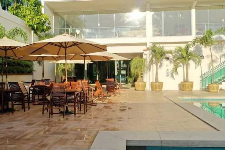Pool 26 of 34