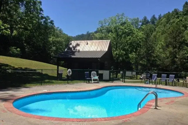 Pool 16 of 26