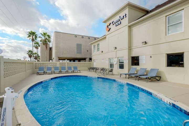Pool 42 of 59