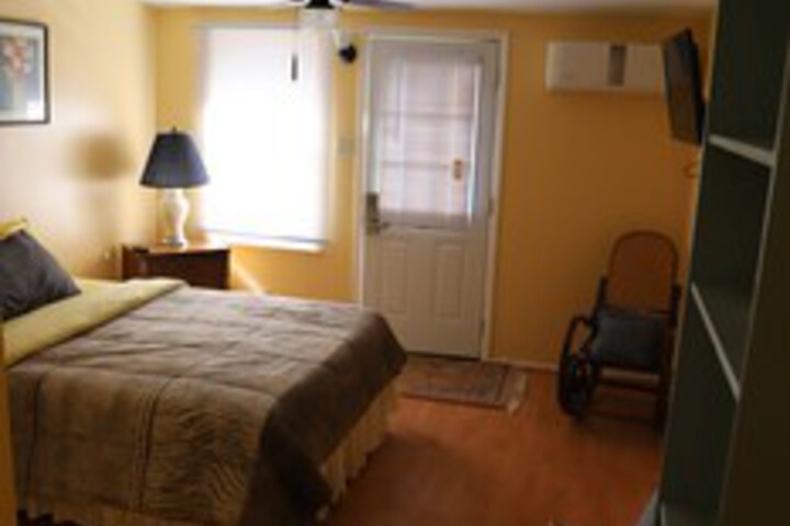 Room 37 of 38
