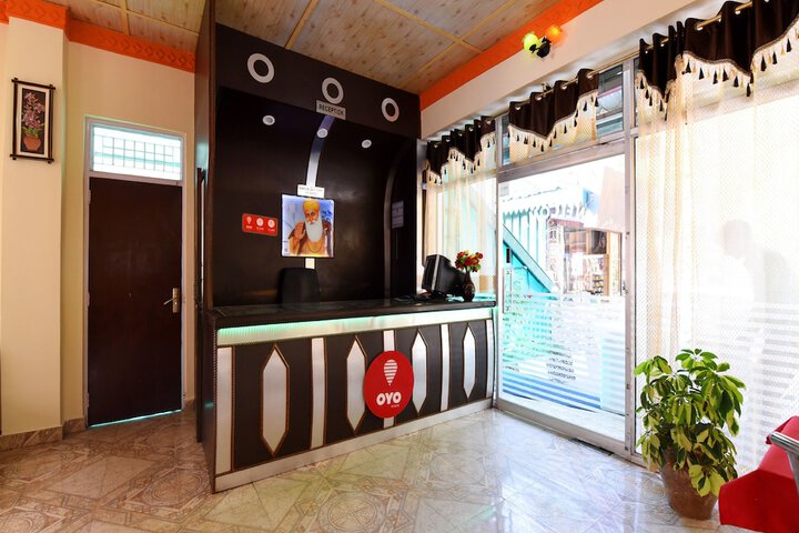 OYO 12826 HOTEL HIMGIRI