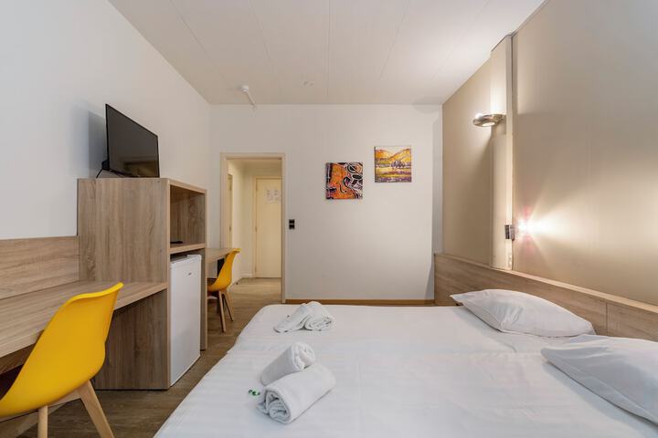 Room 13 of 60