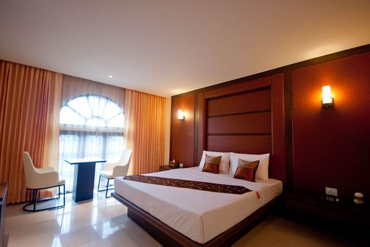 Room 7 of 30