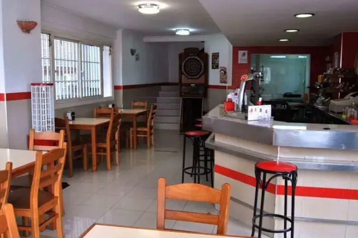 HOTEL LOS CASTROS