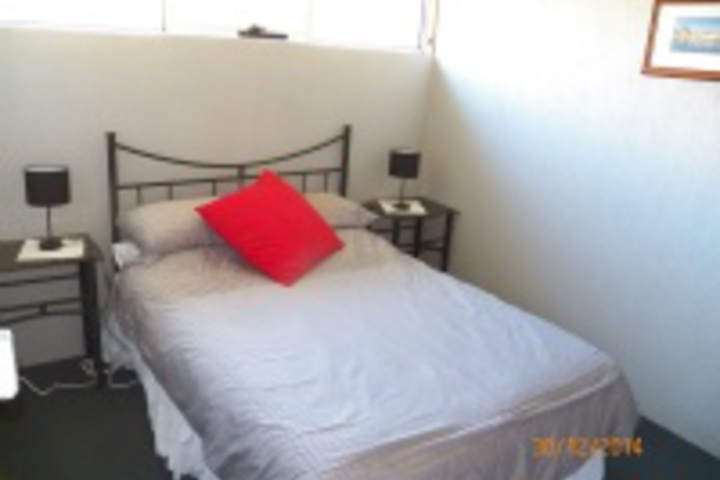 Room 18 of 168