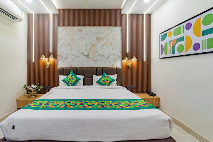 Room 20 of 75