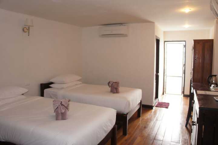 Room 17 of 64
