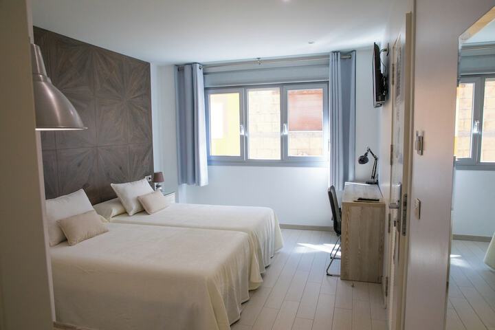 Room 16 of 60