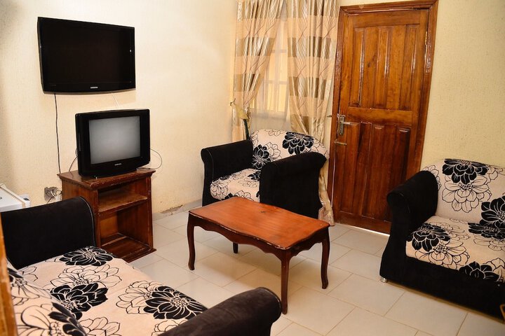 Room 29 of 37