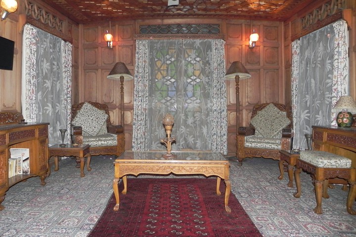 Hotel Interior 9 of 45