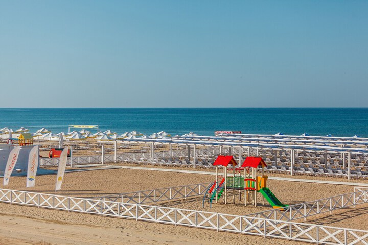 Beach 19 of 19