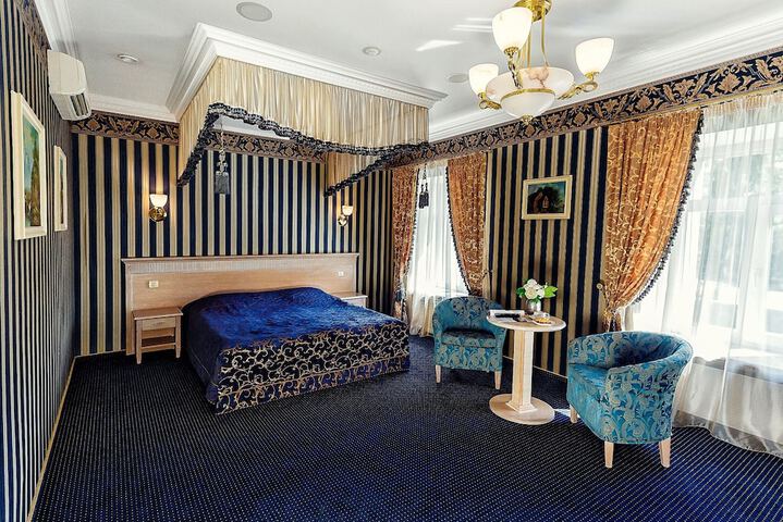 Room 10 of 59