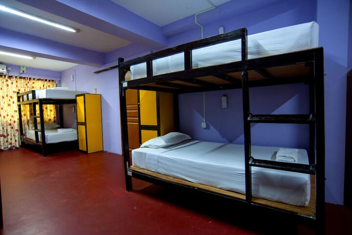 Room 19 of 47