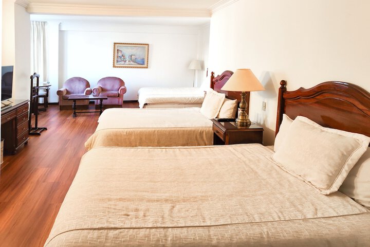 Room 7 of 23