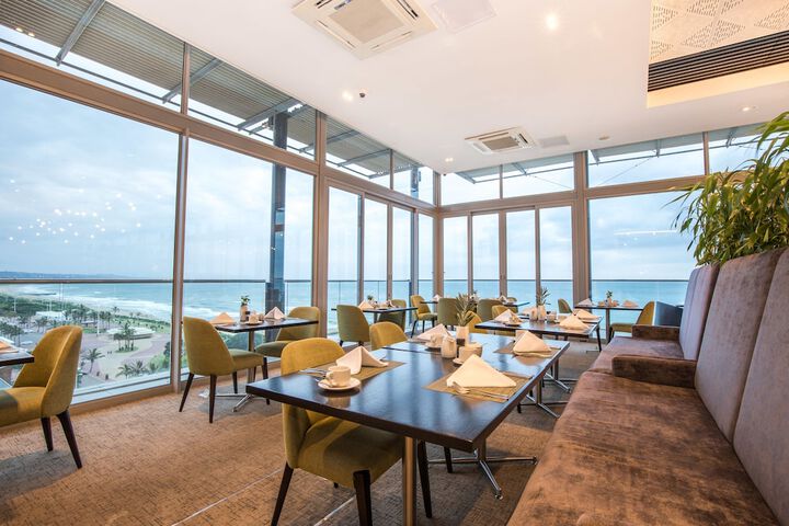 Dining 93 of 137