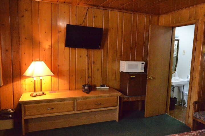 Room 40 of 81