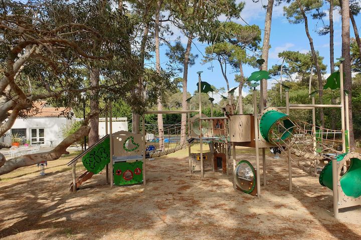 Children's play area - outdoor