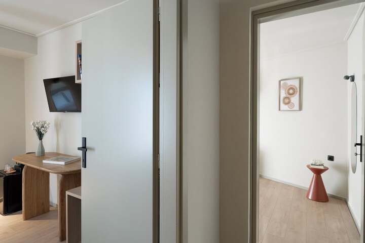 Room 16 of 63