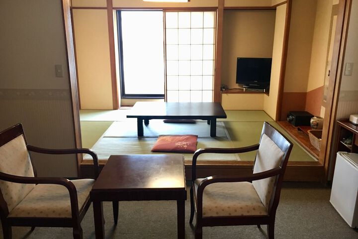 Room 16 of 55