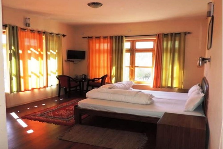 Room 7 of 39