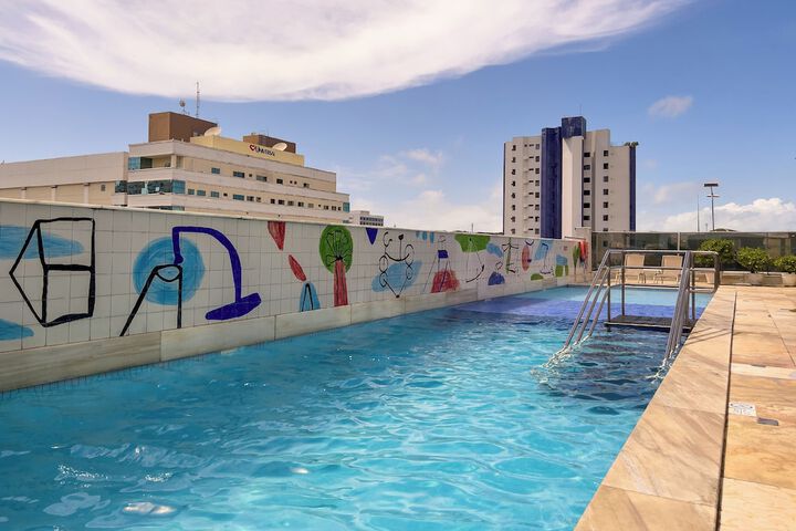 Hotel Pool