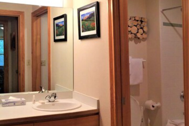 Room 20 of 117