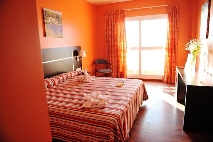 Room 5 of 36