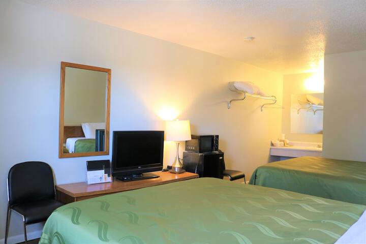 Room 8 of 20