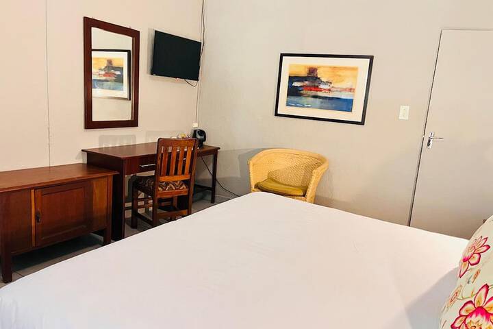 Room 70 of 275