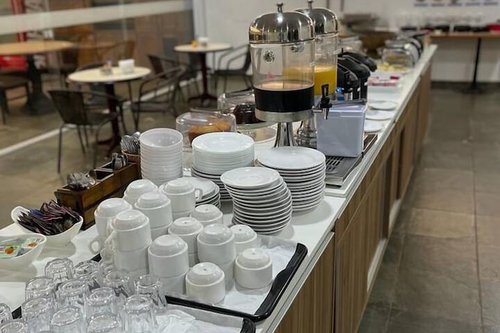 Breakfast/Coffee Service 21 of 22