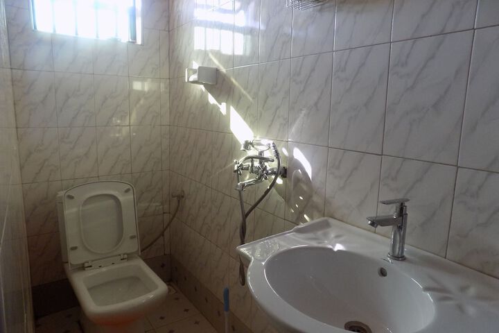 Room 18 of 24
