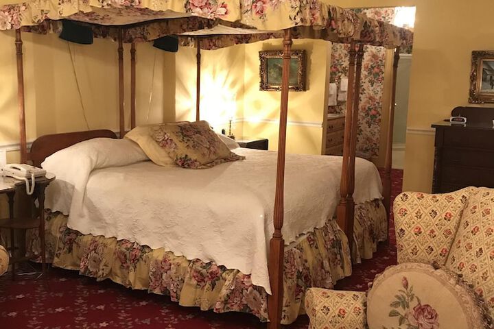Room 14 of 84