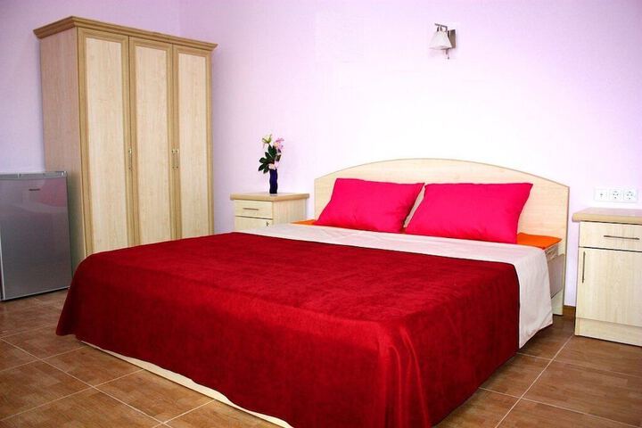 Room 10 of 40